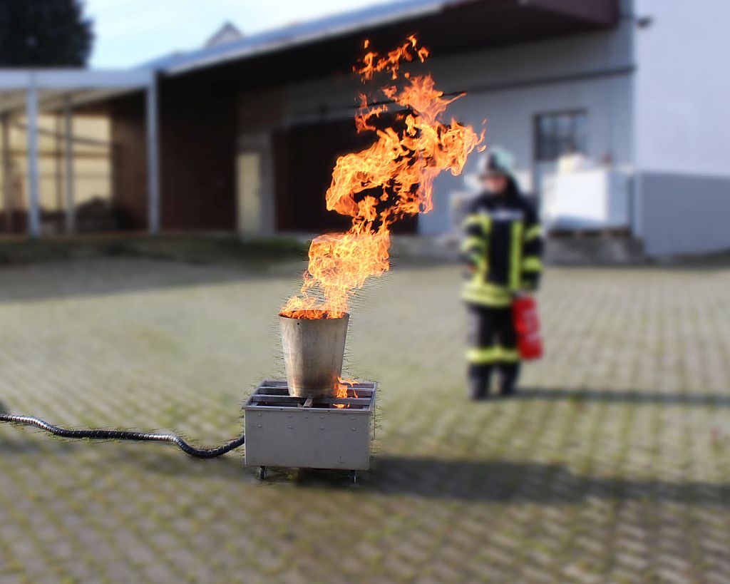 Brandschutzhelfer | Egon Brock - Brandschutzeinrichtungen GmbH